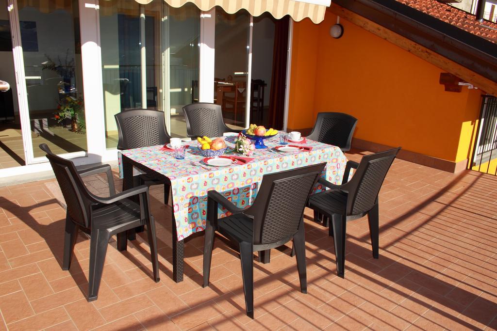 Residence Le Azalee & Spa فيركانا الغرفة الصورة