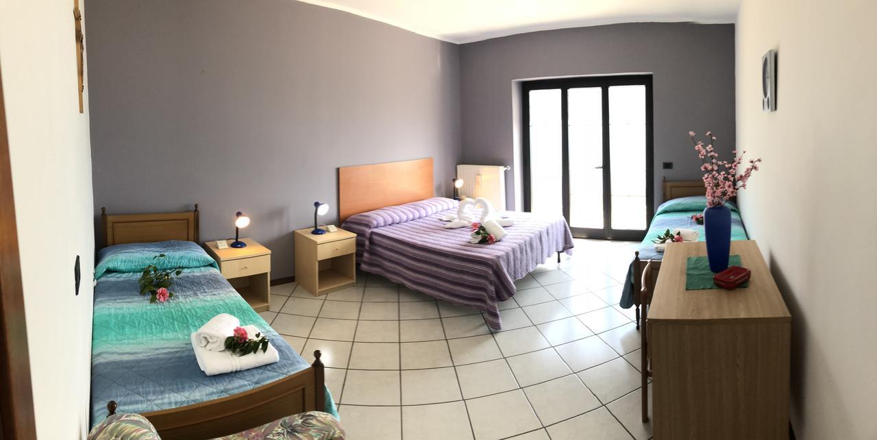 Residence Le Azalee & Spa فيركانا المظهر الخارجي الصورة